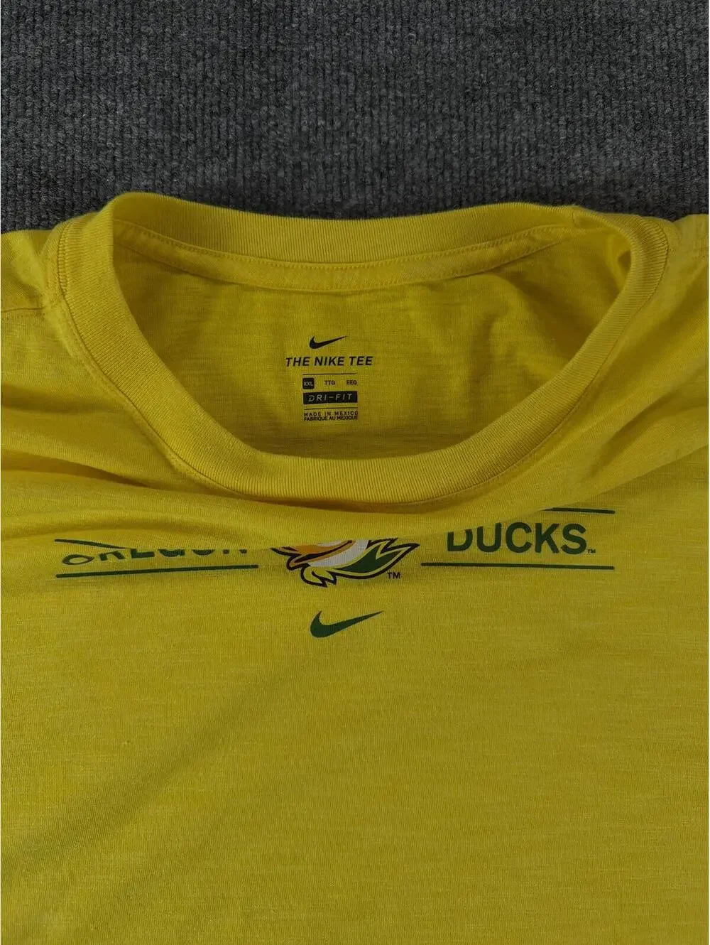 Nike University of Oregon Ducks Yellow Crop T-Shirt XXL‎ College Sports Sporty